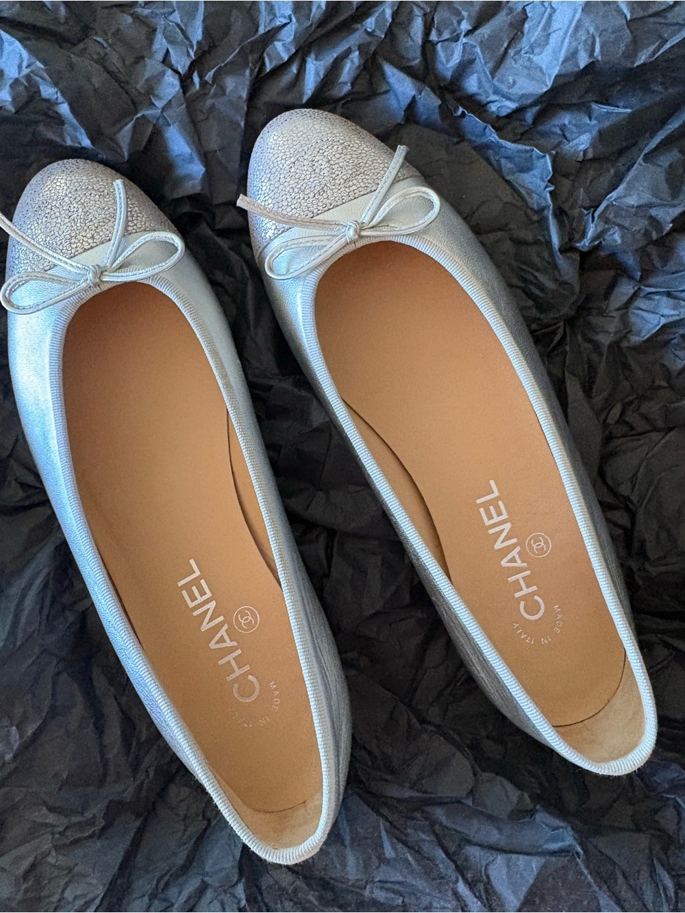 CHANEL Metallic Silver Cap-Toe Ballet Flats 39.5